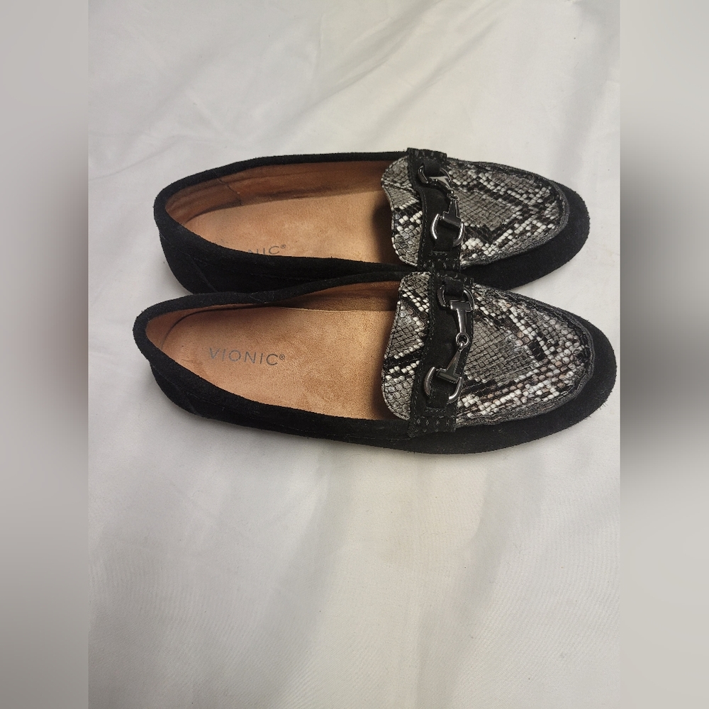 Vionic Black & Gray Snake-Print Loafers